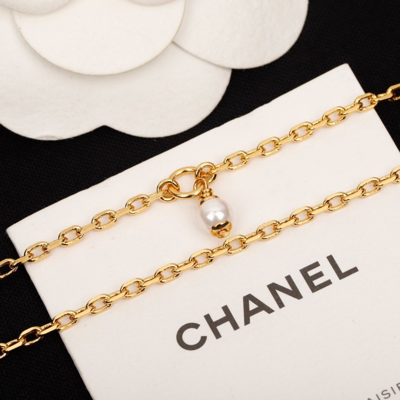 Ch**el necklaces